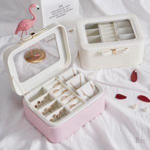 Accessoire de rangement pour bijoux, design moderne et raffiné