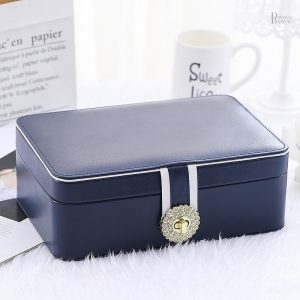 Élégante boîte à bijoux avec plusieurs compartiments pratiques
