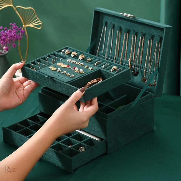 Rangement chic pour vos bijoux en velours