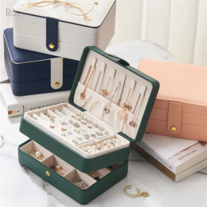 Accessoire idéal pour ranger vos bijoux en voyage