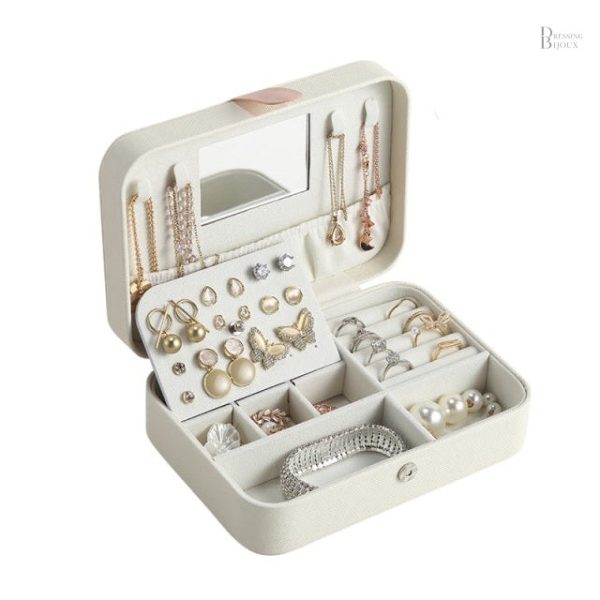Coffret à bijoux féminin avec miroir intégré
