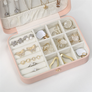 Coffret à bijoux de voyage, design moderne et fonctionnel