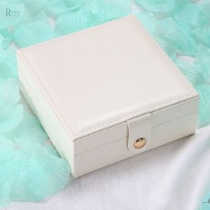 Boîte à bijoux design moderne pour ranger vos accessoires