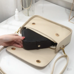 Boîte à bijoux portable avec design soigné
