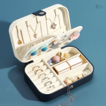Organisateur de bijoux idéal pour les déplacements