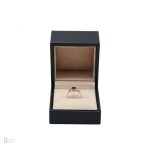Coffret bijou design pour une bague précieuse