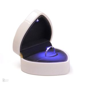 Écrin Bague Cœur élégant pour une bague précieuse