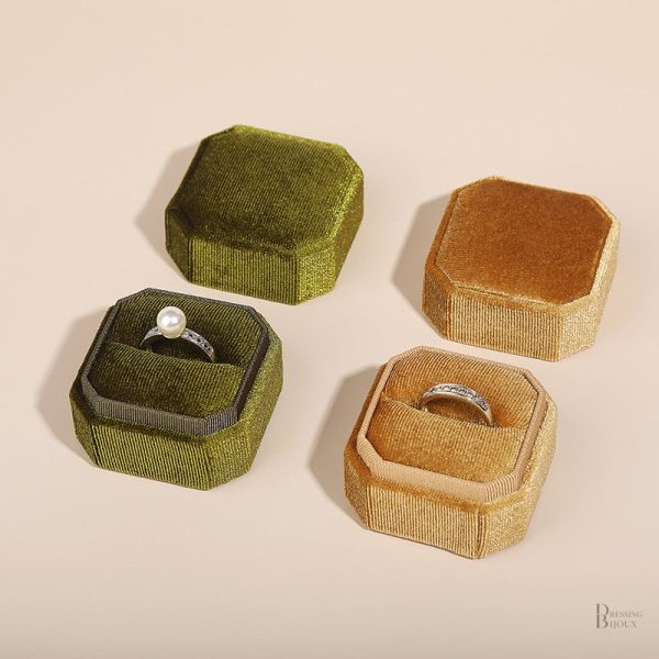 Écrin pour bague avec une touche de sophistication