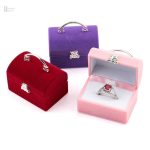 Écrin de luxe pour bague, finition velours délicate