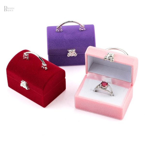 Écrin de luxe pour bague, finition velours délicate