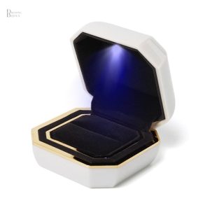 Écrin à bijoux LED pour bagues élégantes