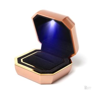 Écrin lumineux pour bagues et petits bijoux