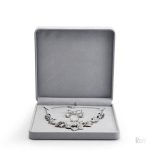 Coffret à bague en velours avec finition soignée