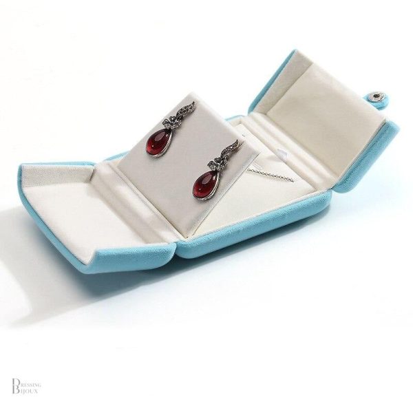 Écrin à bague de luxe en teinte bleue