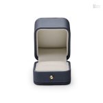 Écrin compact pour stockage sécurisé de bijoux