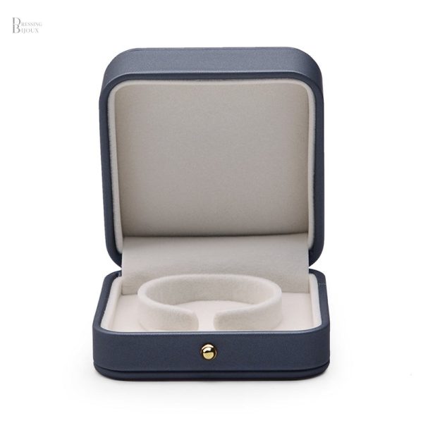 Boîte à bijoux pour collection de bagues variées