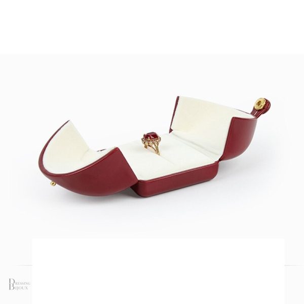 Boîte à bijoux rouge, idéale pour bagues