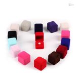 Écrin élégant pour bague de fiançailles