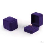 Écrin à bague moderne et chic